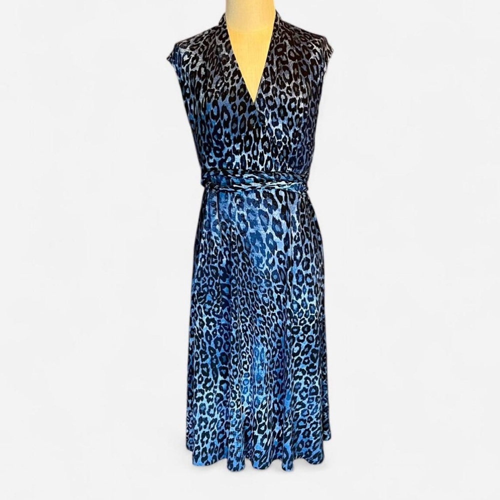 💙Maggy London Sleeveless Blue & Black Animal Print Faux Wrap Midi Dress
